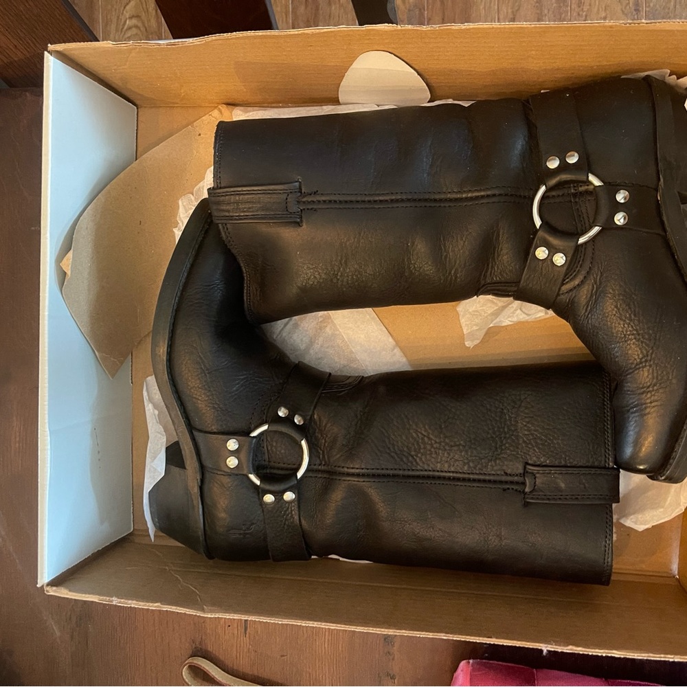 Worn only a few times.